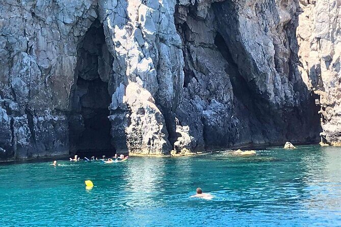 4 Hour Beach Tour with Meal and Unlimited Drinks in Rhodes - Lunch and Unlimited Drinks: The Part You Actually Remember