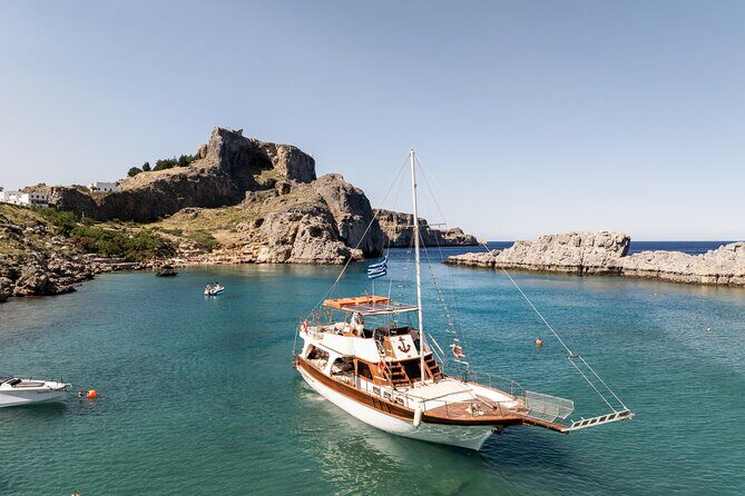 Bay to Bay Cruise in Lindos - The traditional lunch: good, simple, and worth timing