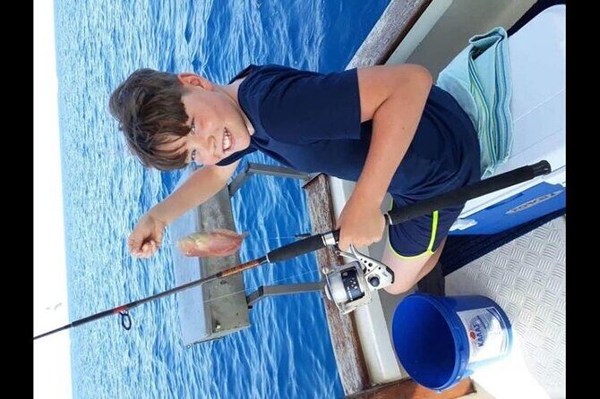 Captain Manolis Fishing with barbecue on the boat - BBQ on the boat: the lunch that actually feels like lunch