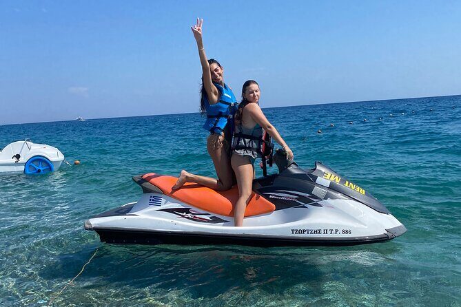 JET-SKI adrenaline rush - Groups, switching turns, and the private format advantage