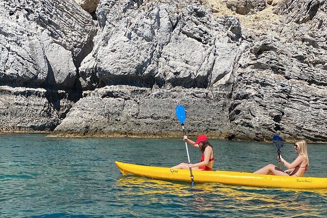 Kayaking - When This Rhodes Kayak Stop Works Best for You