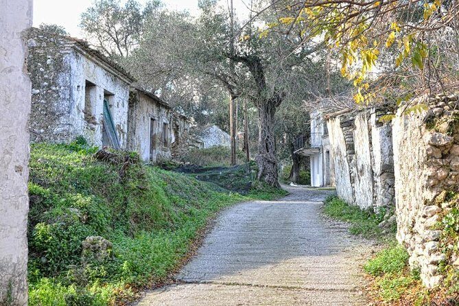 Land Rover Safari in Rhodes South Route - The 4x4 route: Italian Arch Bridge to Gadoura Dam viewpoints