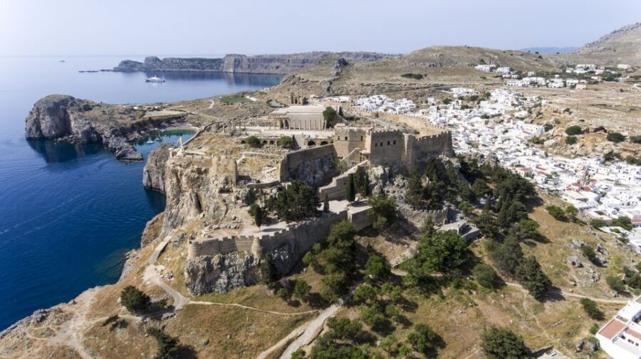 Lindos: Sea Kayaking & Acropolis of Lindos Tour with Lunch - Lindos Lunch: Homemade Greek Food With a View