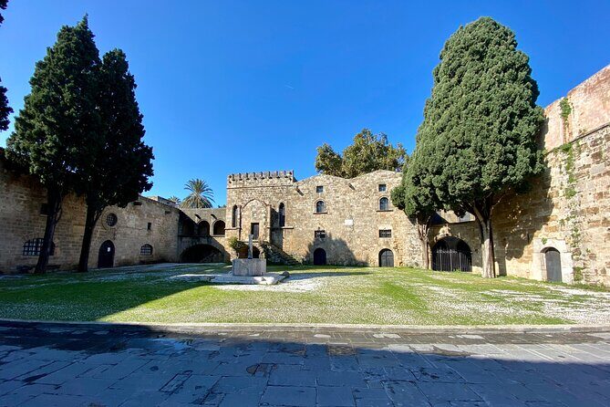 Palace of the Grand Master Ticket & Guided Private Tour - The Palace of the Grand Master: what you’re really walking through