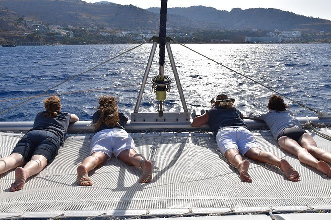 Private CATAMARAN daytrip - Lindos/ Rhodos with Lunch and drinks - Lindos by the sea: what you gain from the second Lindos moment