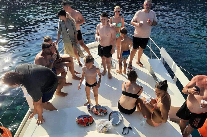 Private daily Cruise or Sunset for Swimming Max 15 persons - Snorkeling gear and swimming noodles: why that inclusion matters