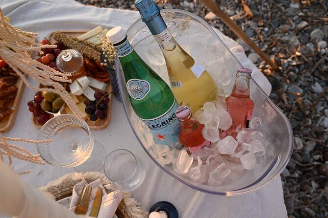Private Picnic Rhodes Greece - Getting to the meeting point without hassle