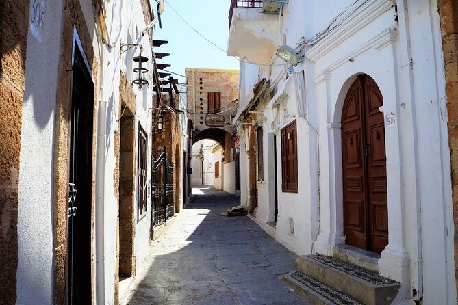 RHODES BEST TOUR FOR SOPHISTICATED TRAVELERS - 15 People/6:30h - Kolimbia pottery workshop: watching how Rhodes ceramics are made