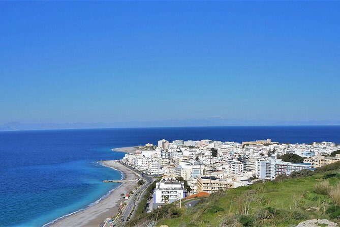 RHODES BEST TOUR FOR SOPHISTICATED TRAVELERS - 15 People/6:30h - Mandraki Old Harbor and the Colossus of Rhodes story