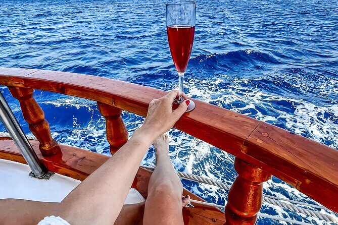Rhodes Day Cruise (with lunch & unlimited drinks) 5,5 Hours - Stop 1: Afandou Beach for quiet water and lunch-with-a-view