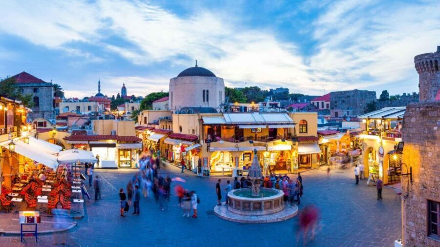 Rhodes: Guided Rhodes City By Night with Live Music & Dinner - Key things I’d plan around