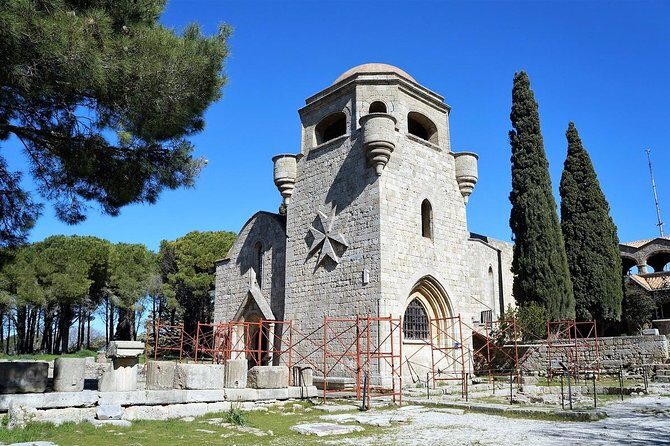 RHODES IN ONE DAY - GREAT OVERVIEW OF THE ISLAND - Up to 4 People - Mandraki Harbor, Colossus of Rhodes, and the Deer Landmarks
