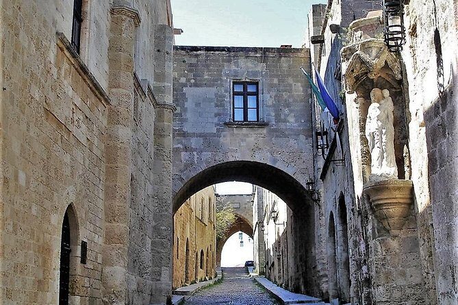 RHODES IN ONE DAY - GREAT OVERVIEW OF THE ISLAND - Up to 4 People - Medieval City Gate Stops: Quick Photos and an Easy Walk-In