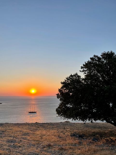 Rhodes: Pefkos-Navarone Bay, “the magic of sunrise” - Meet in Pefkos: the easy start, the right outfit