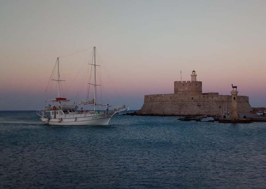 Rhodes: Sunset Cruise w/ Gourmet Buffet, Drinks & Live Music - Open bar all evening: unlimited wine, beer, cocktails, and Greek spirits