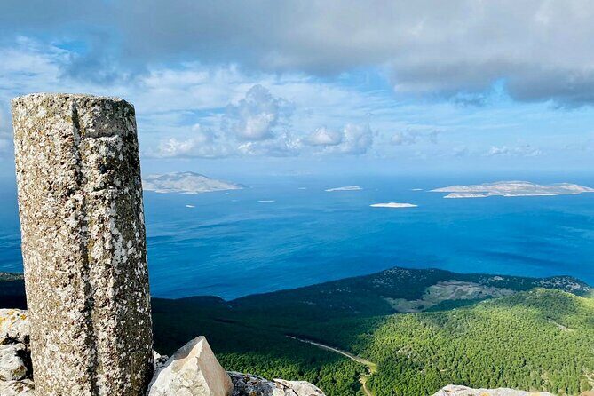 Small Group Hiking on Mount Akramitis in Rhodes - What the Best Guides Do Here (Manuela as a Case Study)