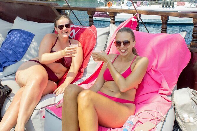 Sun & Sea 6 Hour All Inclusive Swimming Cruise with Greek BBQ & Unlimited Drinks - Unlimited drinks that match the party vibe (and the reality of open bar)