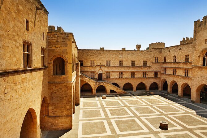 The Palace of the Grand Master E-Ticket with Audio Tour - Time on site: how to plan your 1-hour slot