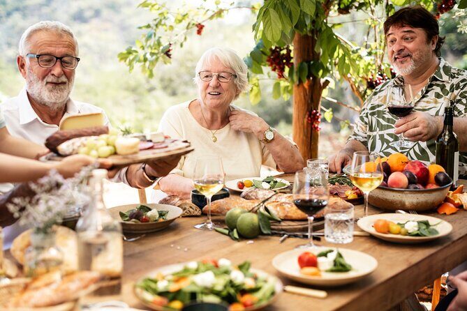 Vine & Dine Tale: 11-Plate Lunch, Wine Discovery, Cooking Mastery - Wine Tasting With Vinification in Mind