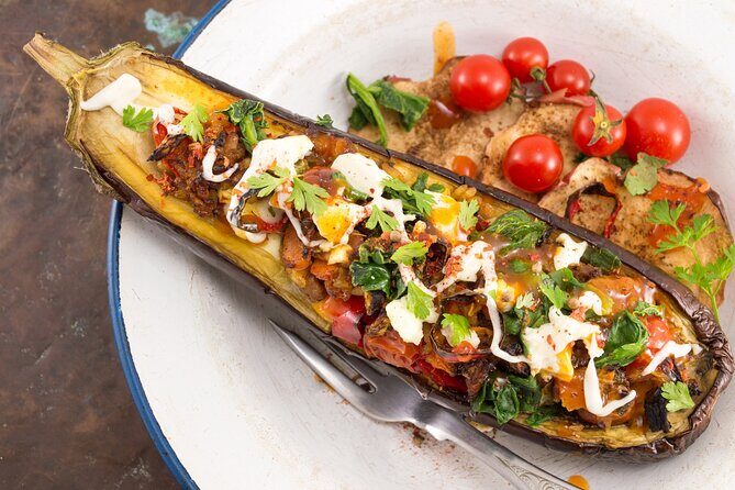 Vine & Dine Tale: 11-Plate Lunch, Wine Discovery, Cooking Mastery - Who This Tour Fits Best (and Who Might Want Another Option)