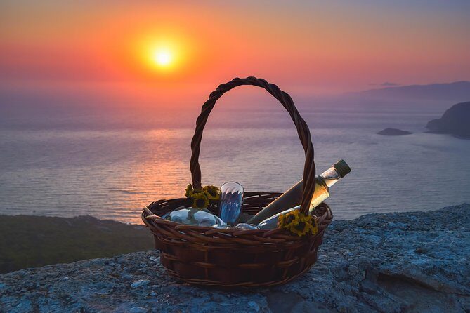 Wine Tasting and Romantic sunset in Monolithos - What I’d pack for a better sunset night